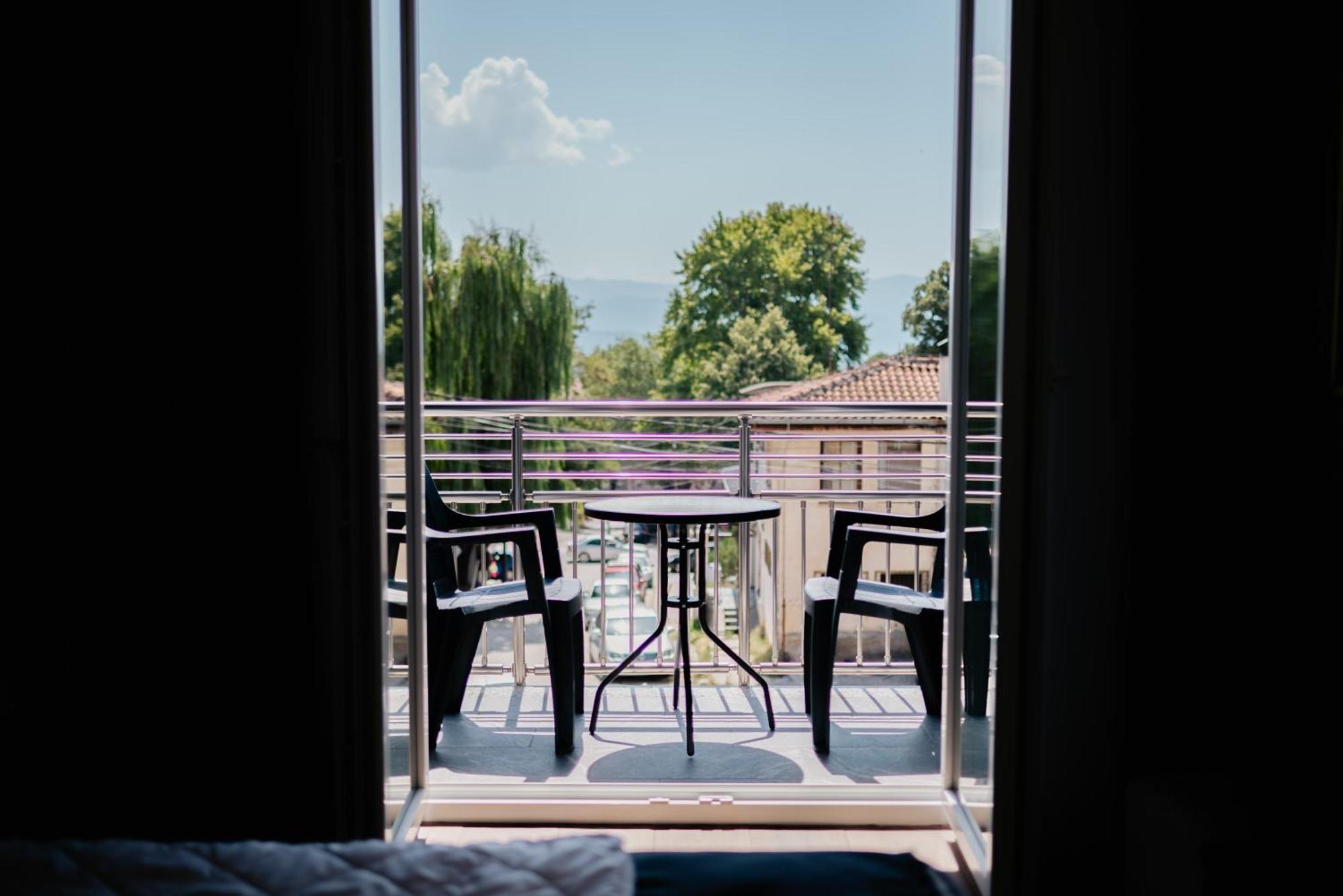 Froa Luxury Apartment Debar Exterior foto